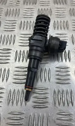 Audi A3 S3 8P Fuel injector