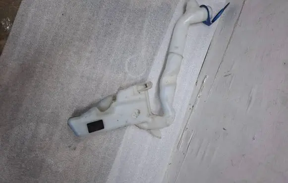 Seat Ibiza III (6L) Windshield washer fluid reservoir/tank 6Q0955453N
