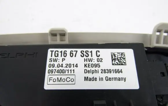 Mazda 6 Other interior light TG1667SS1C