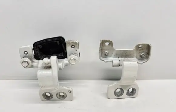 Mercedes-Benz C W204 Tailgate/trunk/boot hinge A2047400137 A2047400237