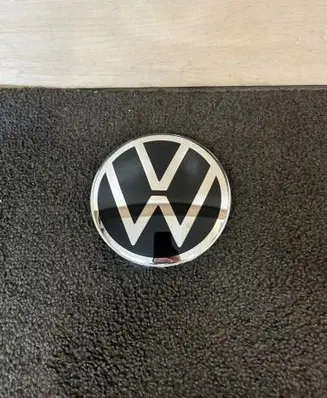 Volkswagen PASSAT B8 Manufacturer badge logo/emblem 5H0853601M