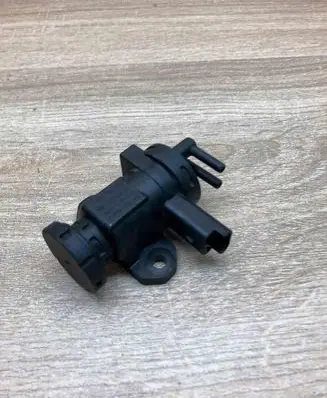 Peugeot 607 Turbo solenoid valve 9635704380 0928400414