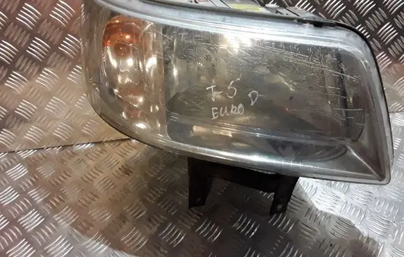 Volkswagen Transporter - Caravelle T5 Headlight/headlamp 1305235738