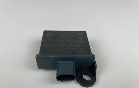 BMW 5 F10 F11 Tire pressure sensor 678184603 6781846 053300101402