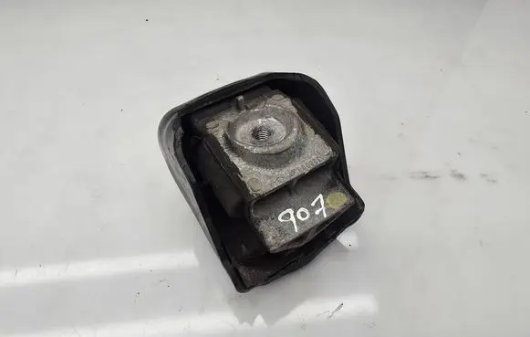 Mercedes-Benz Sprinter W907 W910 Engine mount bracket A906241 1713G