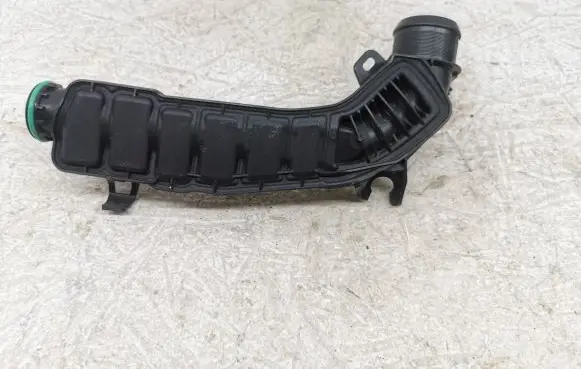 Opel Astra L Air intake hose/pipe 9812735880