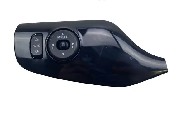 Wing mirror switch