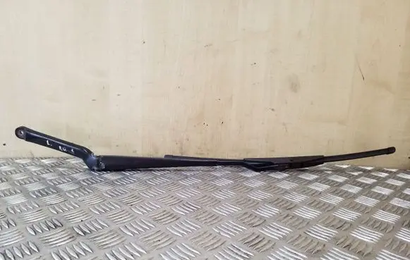 Toyota Avensis T220 Front wiper blade arm 8522105051