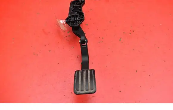 Peugeot 807 Accelerator throttle pedal 1400838880