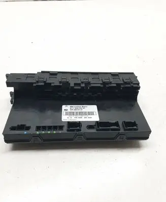 Mercedes-Benz CLS C219 Fuse module 2115455301 5DK00804727