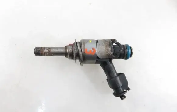 Audi A4 S4 B8 8K Fuel injector 206E036G