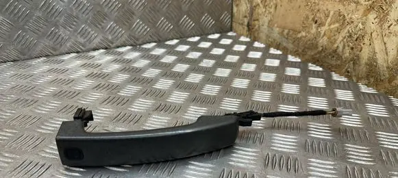 Land Rover Discovery 4 - LR4 Front door exterior handle 