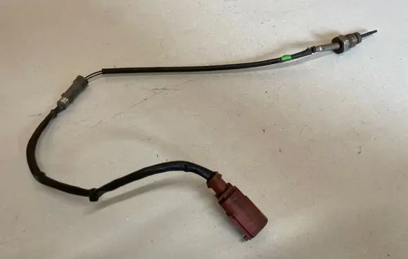 Audi A4 S4 B9 Exhaust gas temperature sensor 03L906088CJ