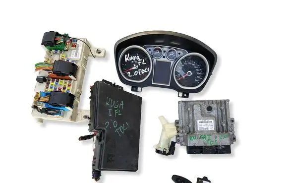 Ford Kuga I Other control units/modules AV4112A650CM