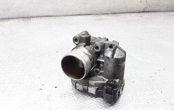 Renault Laguna III Throttle valve 8200330810E 0281002681
