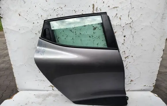 Renault Clio IV Rear door 
