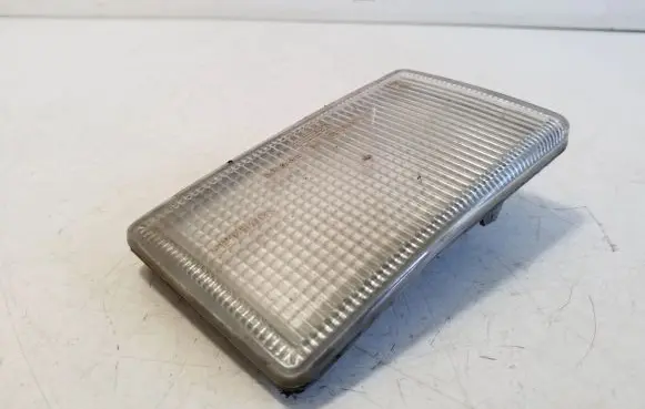 Volkswagen Golf III Front reflector 1H0941780A