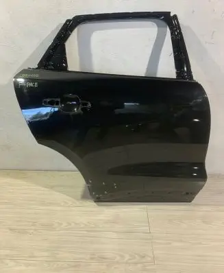 Jaguar F-Pace Rear door 876YGUJU678