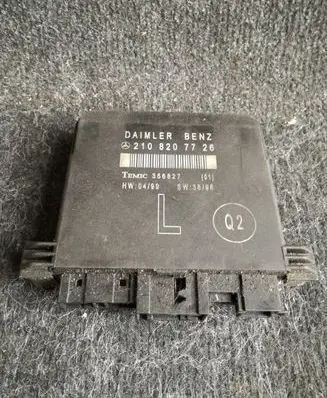 Mercedes-Benz CLK A208 C208 Door control unit/module 2108207726