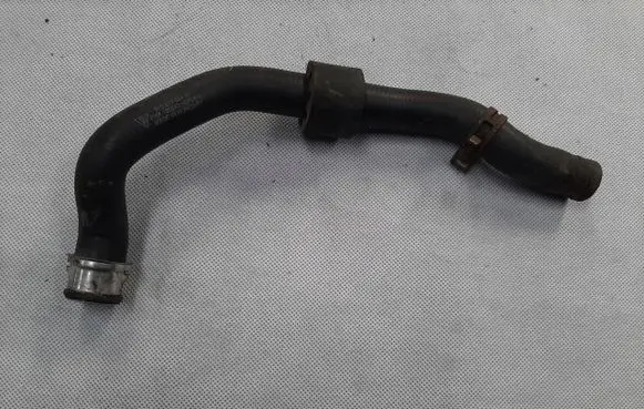 Porsche Panamera (970) Engine coolant pipe/hose 97057258400