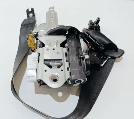 Skoda Octavia Mk3 (5E) Front seatbelt 7N0857737DE 5E1857702B 8A0857732