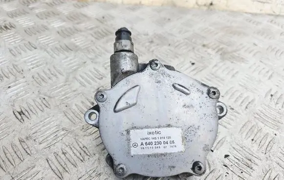 Mercedes-Benz A W169 Vacuum pump A6402300465