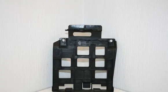 Other engine bay part