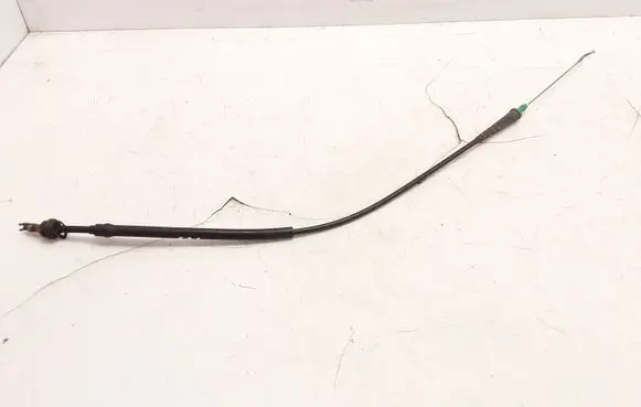 Audi 80 90 B2 Throttle cable 811721555AA