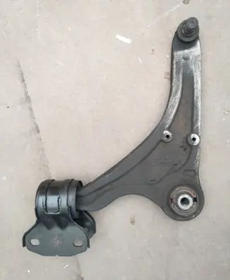Ford Galaxy Front lower control arm/wishbone 060645L