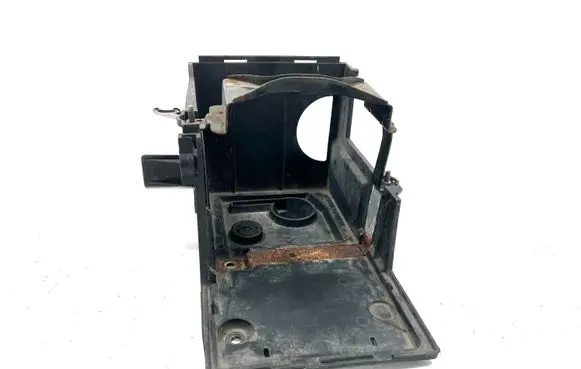 Battery box tray