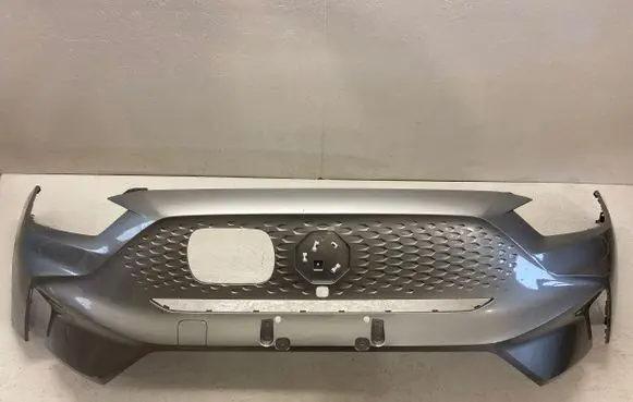 MG ZS Front bumper P11010248