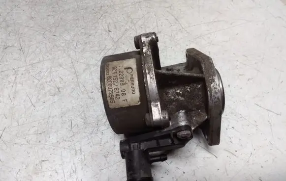 Mitsubishi Carisma Vacuum pump 72238908F 02T1526742