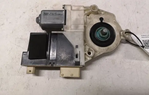 Citroen C4 I Front door window regulator motor 9647441580 996387101