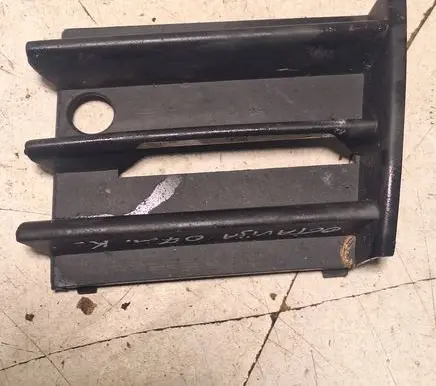 Front bumper lower grill