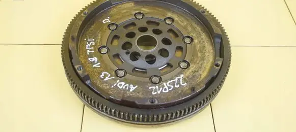 Audi A3 S3 8P Dual mass flywheel 06J105266B 22SP12