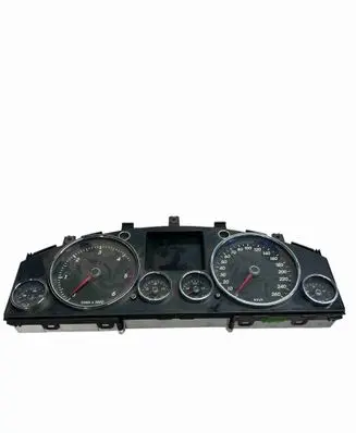 Speedometer (instrument cluster)