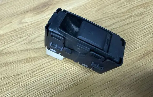Dodge Caliber Electric window control switch 56040693AD