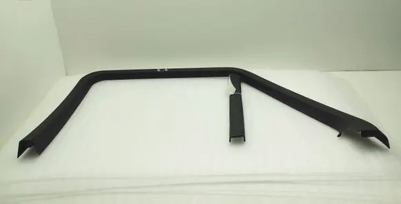 Mercedes-Benz ML W166 Rear door glass trim molding A1667370280
