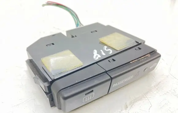 Toyota Avensis T250 Windscreen/window heater switch 8479005130C MS053100125