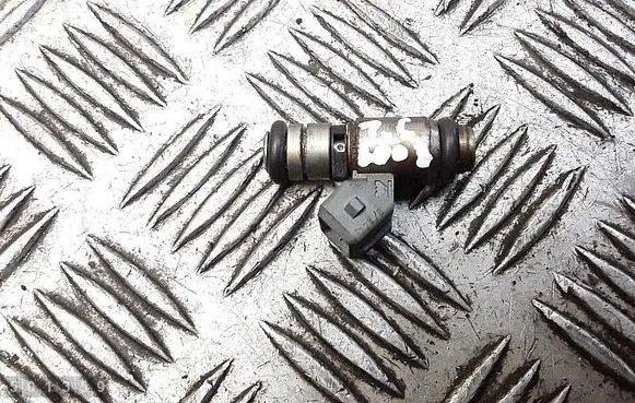 Fuel injector