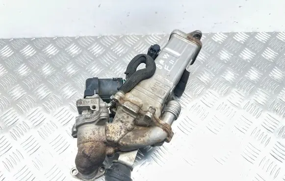 BMW 5 F10 F11 EGR valve cooler 7822350