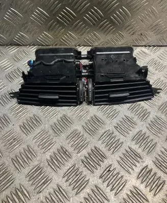 Mercedes-Benz C W204 Other center console (tunnel) element 2048308454 A2048308454