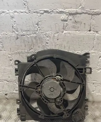 Renault Modus Radiator cooling fan shroud 1831441000