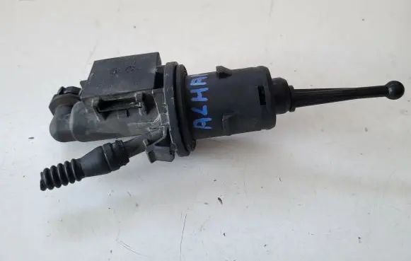 Seat Alhambra (Mk2) Clutch slave cylinder 3C0721388J