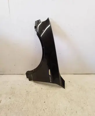 BMW X3 E83 Fender