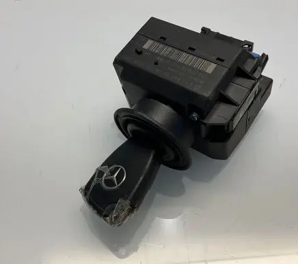 Mercedes-Benz E W211 Ignition lock 2115451008 7002147610206166 A2115451008