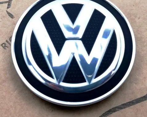 Volkswagen Golf VIII Original wheel cap 5G0601171