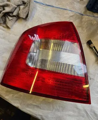 Skoda Octavia Mk2 (1Z) Rear/tail lights 1Z5945095B 1Z5945111B P4SHX13405B