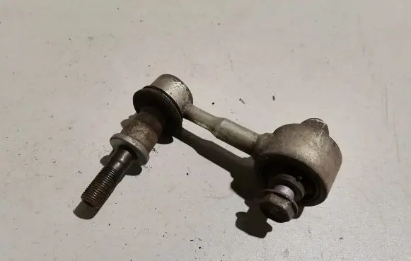 Lexus UX Rear anti-roll bar/stabilizer link 