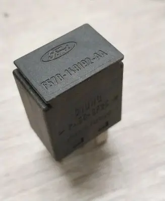 Ford Focus Other relay G1UHQ